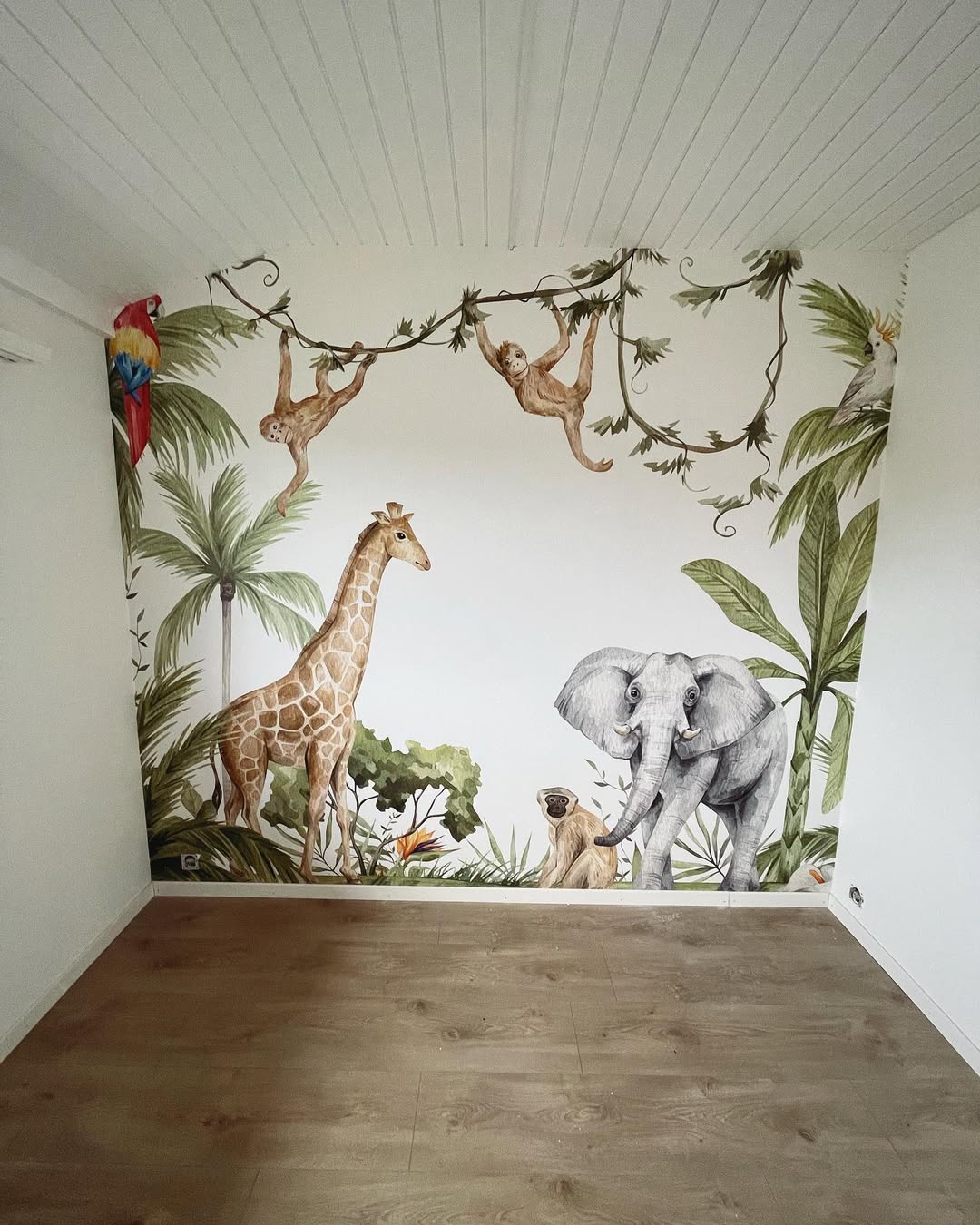 Chambre avec papier peint posé par Dubey-peinture